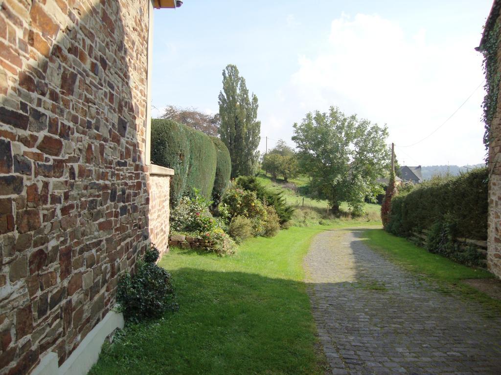 Eifelferienwohnungen Familie Saxler Bereborn Zimmer foto